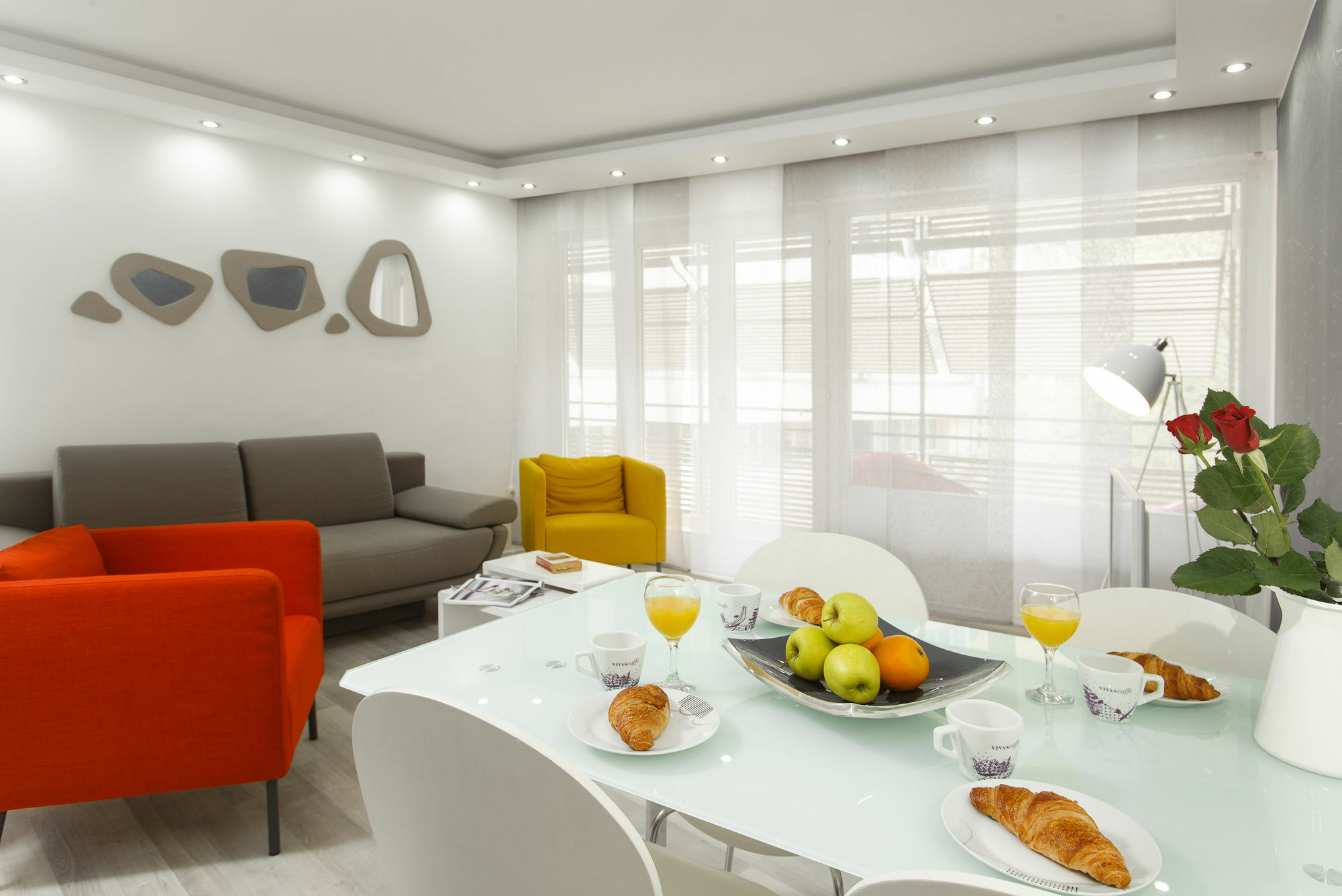 Guest House Teatrin Split Bagian luar foto